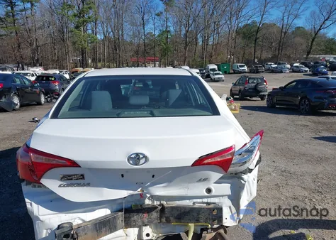 2018 Toyota Corolla Le z USA, uszkodzony, nr VIN 2T1BURHE1JC123850